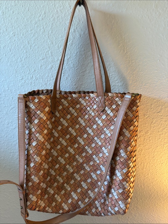 Handbags - Madewell real leather tote